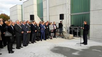 Le préfet participe à l'inauguration de la nouvelle centrale hydroélectrique EDF
